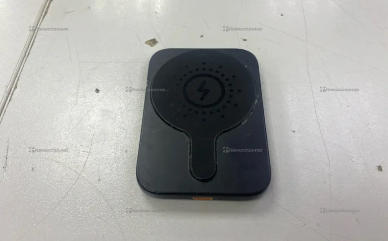 Power Bank  с беспроводной зарядкой 5k