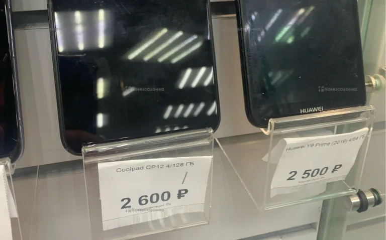 Coolpad CP12 4/128 ГБ