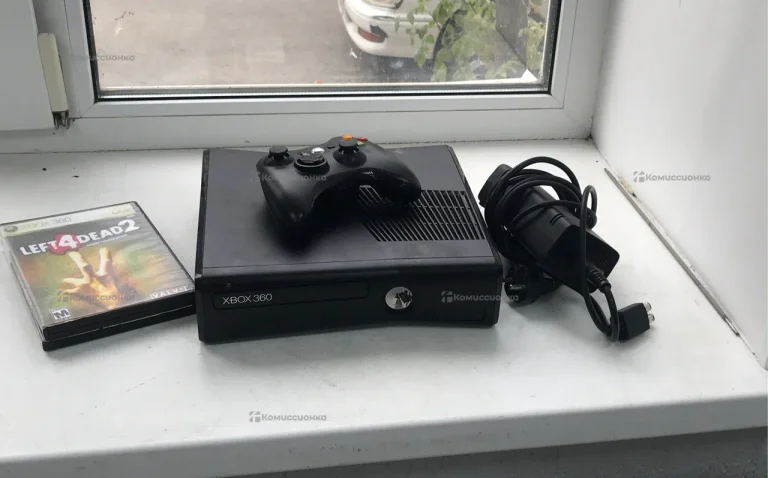 Приставка Xbox 360 S Console