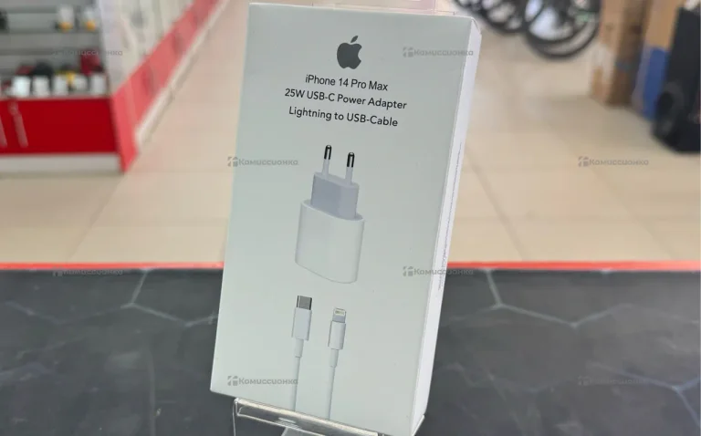 Блок с проводом IPhone