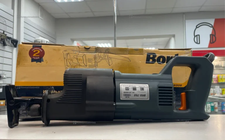 сабельная пила Bort BRS-750