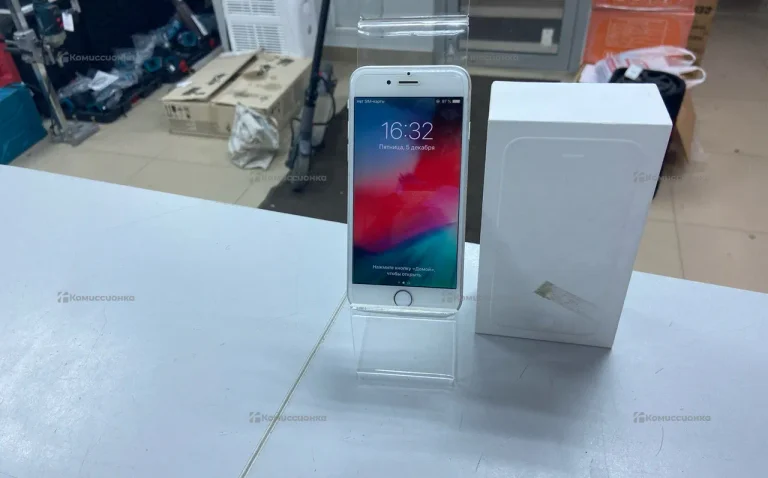 Apple iPhone 6 1/64 ГБ