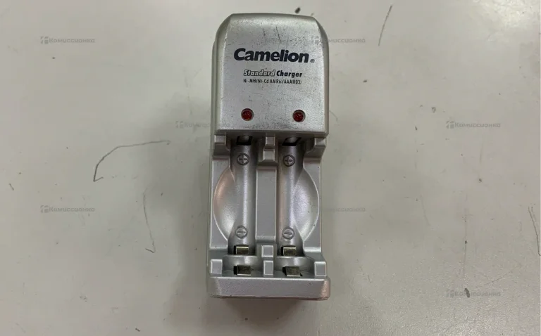Зарядка для батареек Camelion
