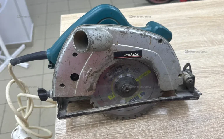 Дисковая пила makita 5604R