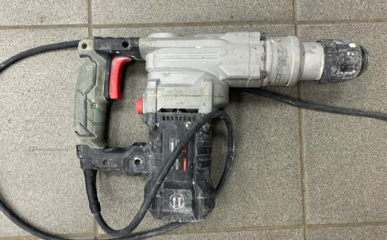 Перфоратор P.I.T. PBH28-C3