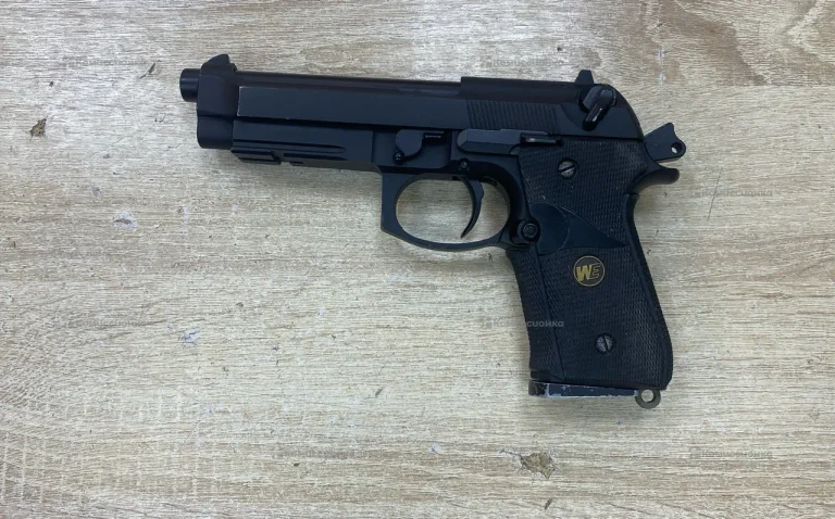 Пистолет WE Beretta M92 CO2 GBB (CP301) (Страйкбо