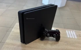 Приставка  PS4 Slim 1Tb