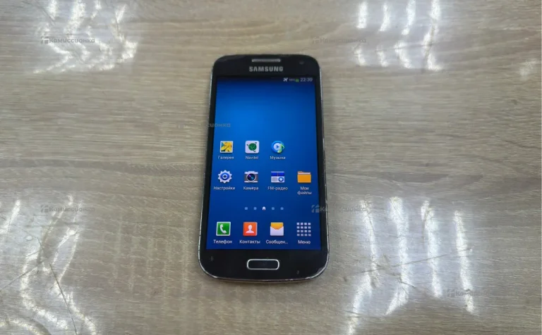 Samsung I9190 Galaxy S4 mini 1.5/8 ГБ