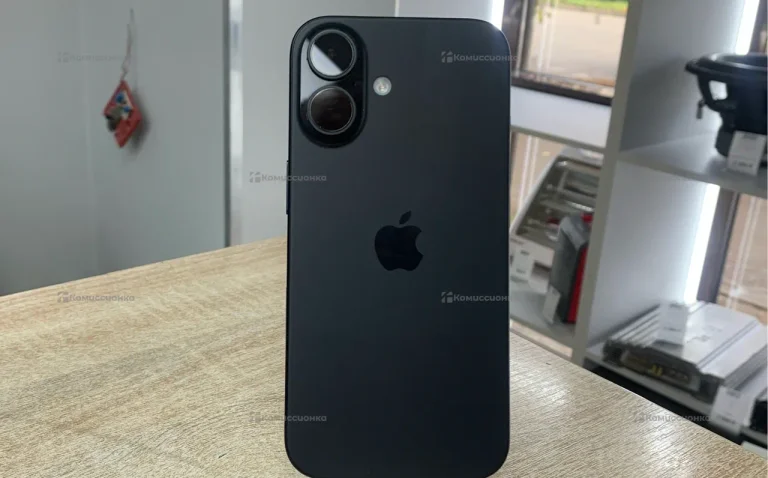 Apple iPhone 16 8/128 ГБ