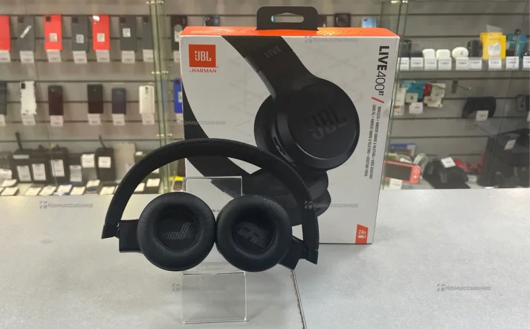 Наушники  JBL LIVE 400bt
