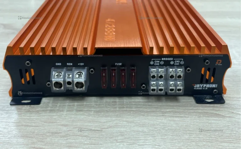 Усилитель  gryphone 4.200