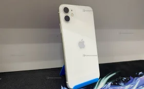 Телефон Apple iPhone 11 4/64 ГБ