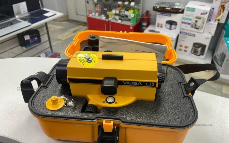 Рейка нивелирная Vega TS4M