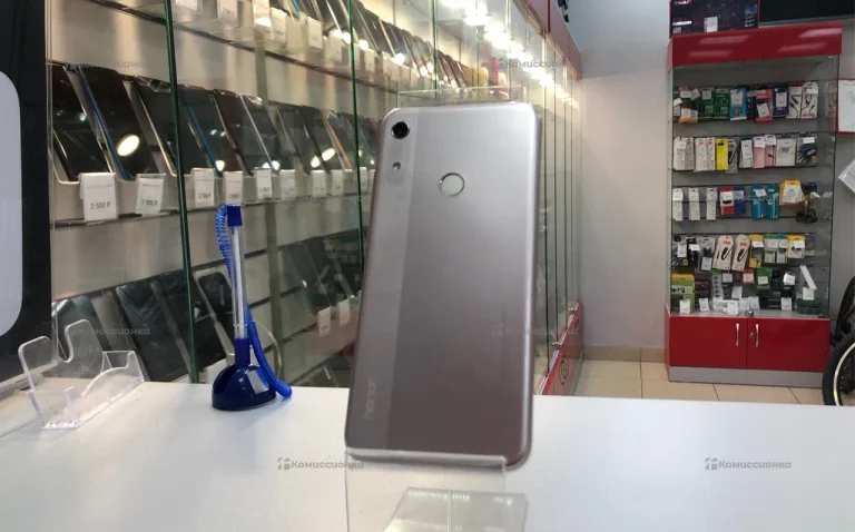 Honor 8A 2/32Gb