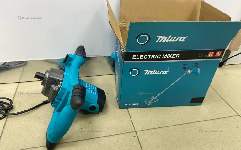 Строительный миксер Makita UTO 1800