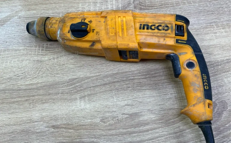 Перфоратор INGCO RGH9028