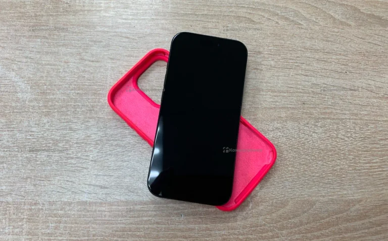 Apple iPhone 16 Pro 8/128 ГБ