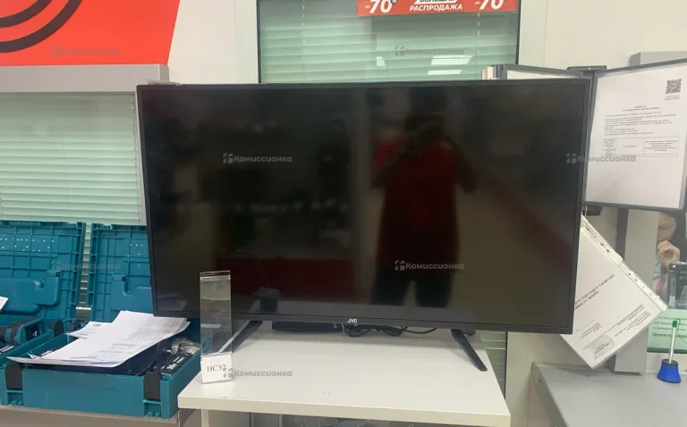 Телевизор JVC LT-42MU308