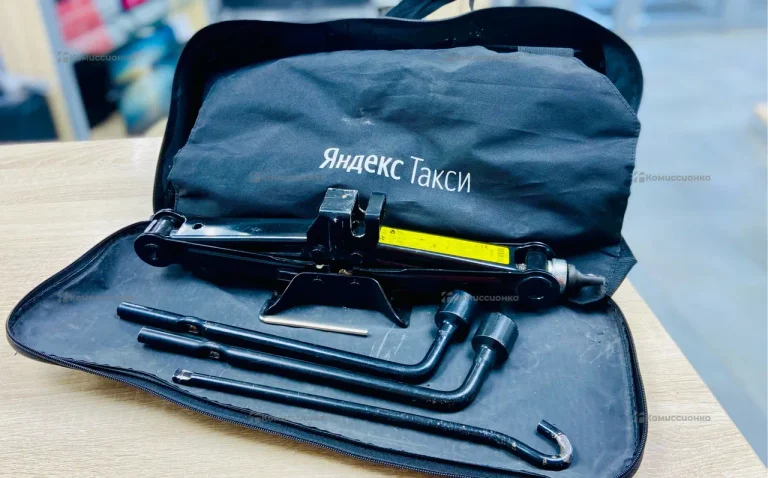 домкрат