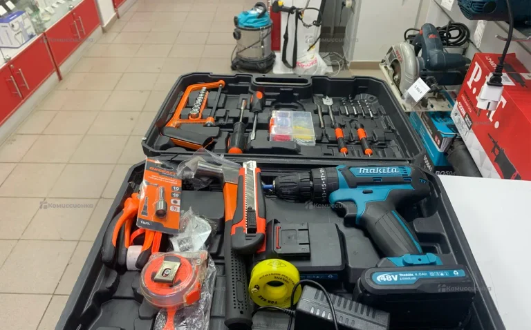 аккумуляторный шуруповерт Makita 48v (реплика)