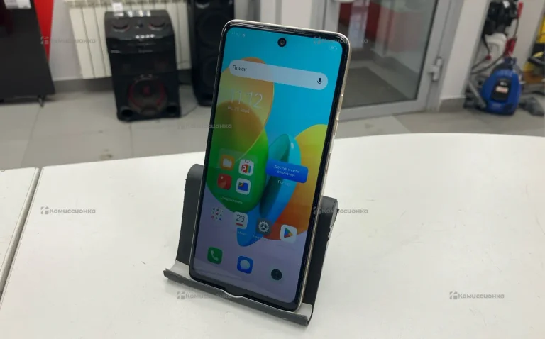 Tecno Spark 20C 4/128 ГБ