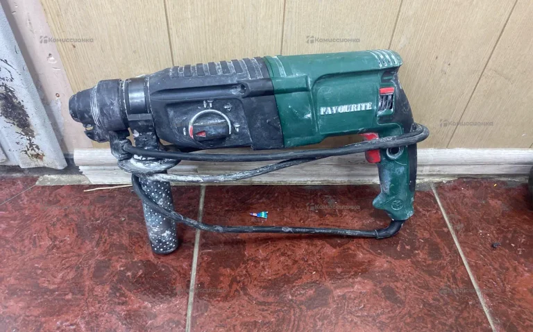 перфоратор Favourite RH100