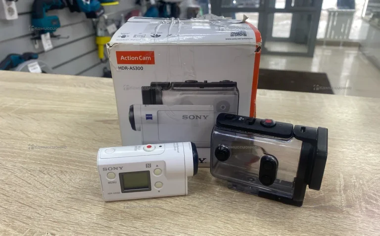 Экшн камера Sony HDR-AS300