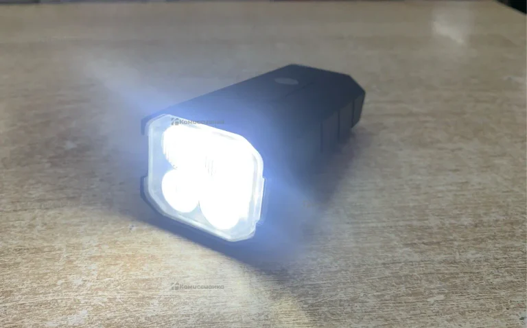 Power Bank с фонариком