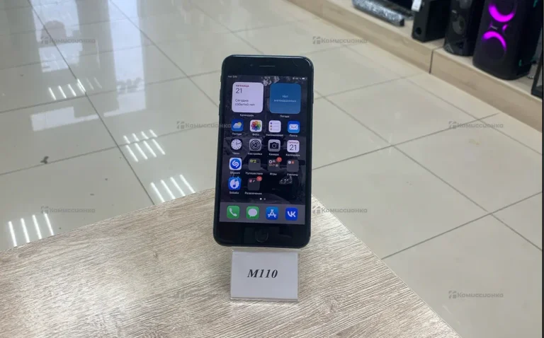 Apple iPhone 8 Plus 3/64 ГБ