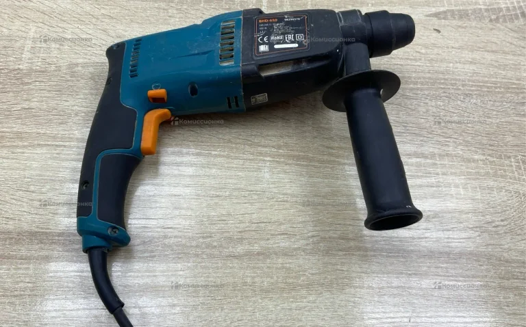 Перфоратор bort bhd-650