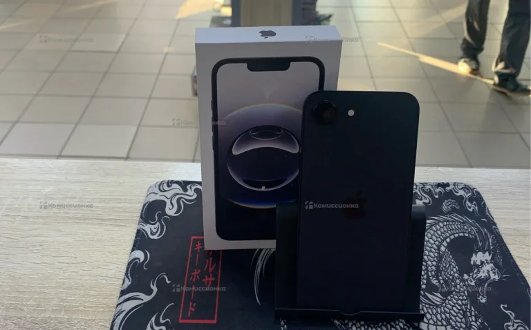 Apple iPhone 16e 128GB