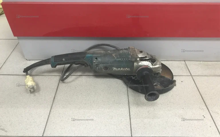 УШМ GA9020 Makita .