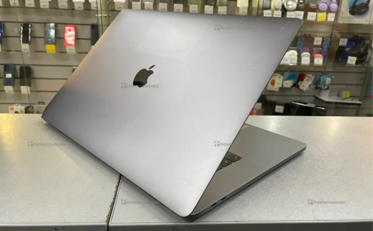 Ноутбук Apple MacBook Pro 15 2016 i7