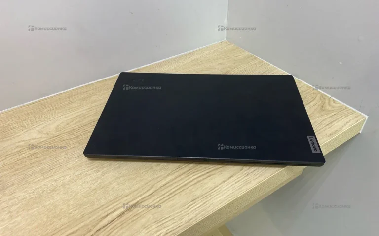 Ноутбук  Lenovo V15 G2