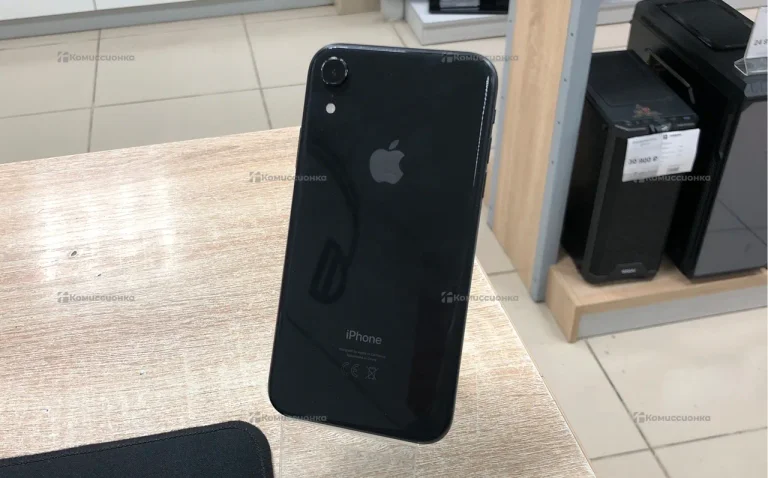 Apple IPhone XR 64 gb.