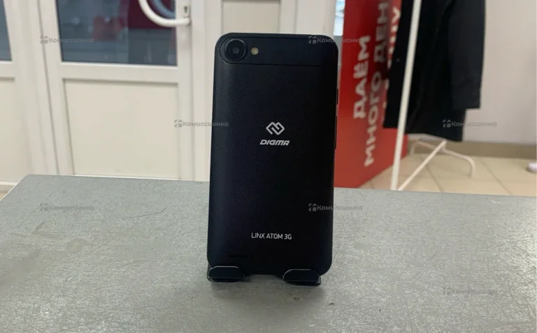 Digma Lynx Atom 3G