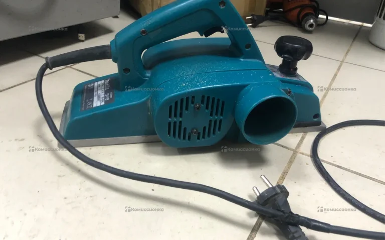 Электрорубанок makita 1911B