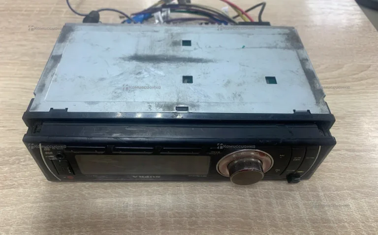 Автомагнитола  Supra sfd-111u