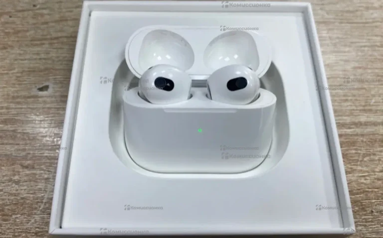 Наушники  AirPods 4 с шумоподавлением