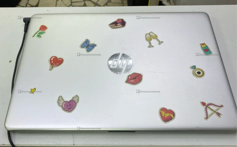 Ноутбук  HP 15-dy2067ms
