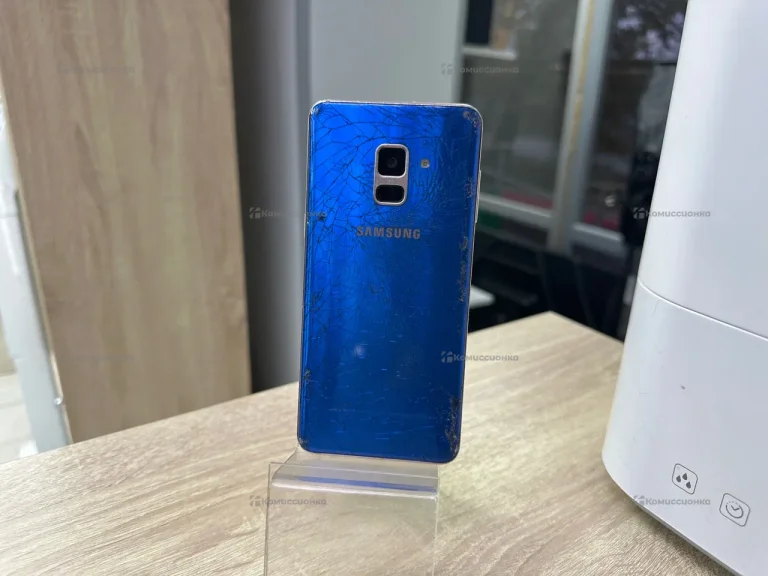Samsung Galaxy A8 2/32 ГБ