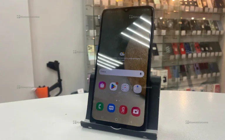 Samsung Galaxy A12 2/32 ГБ