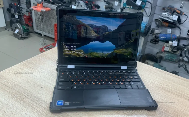 Ноутбук  Lenovo 300e