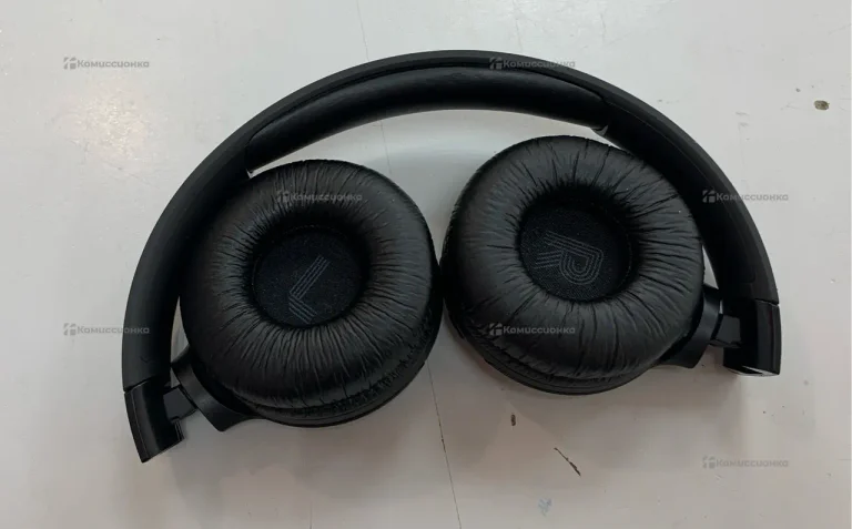 Наушники  JBL