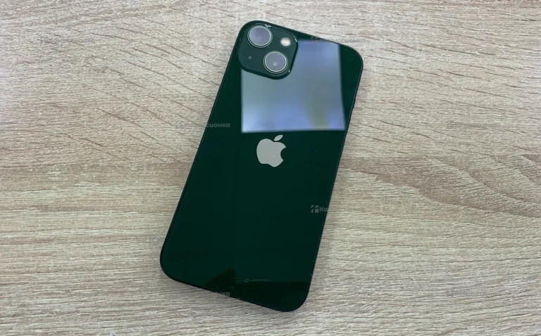 Apple iPhone 13 4/128 ГБ