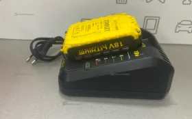 Зарядное устройство + АКБ Stanley 18V