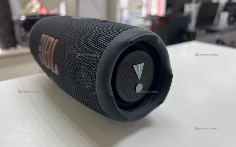 JBL Charge 5