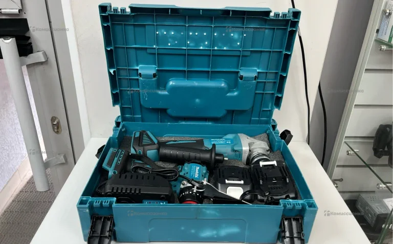 Набор инструментов Makita 2/1