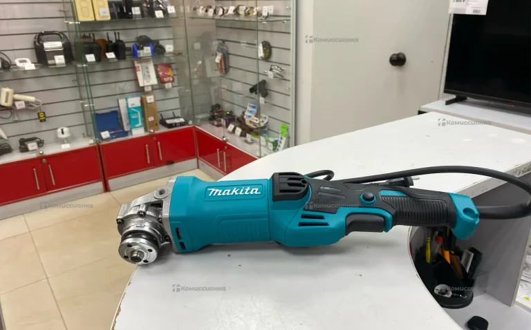 УШМ MAKITA125 длин ручка 9668HN