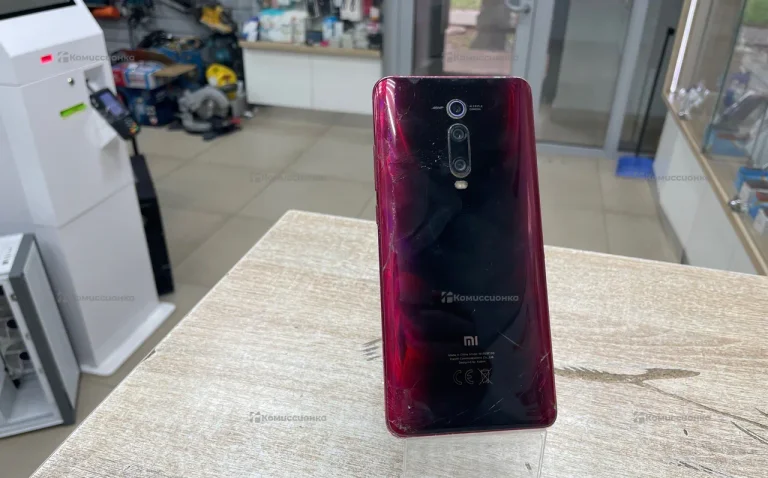 Xiaomi Mi 9 6/64 ГБ